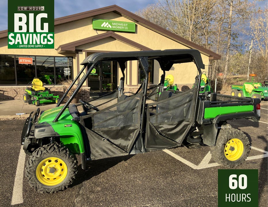 John Deere XUV825M S4