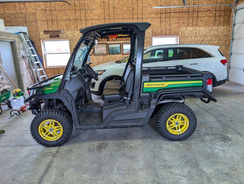 John Deere XUV835M