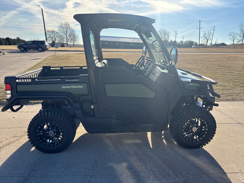 John Deere XUV835M