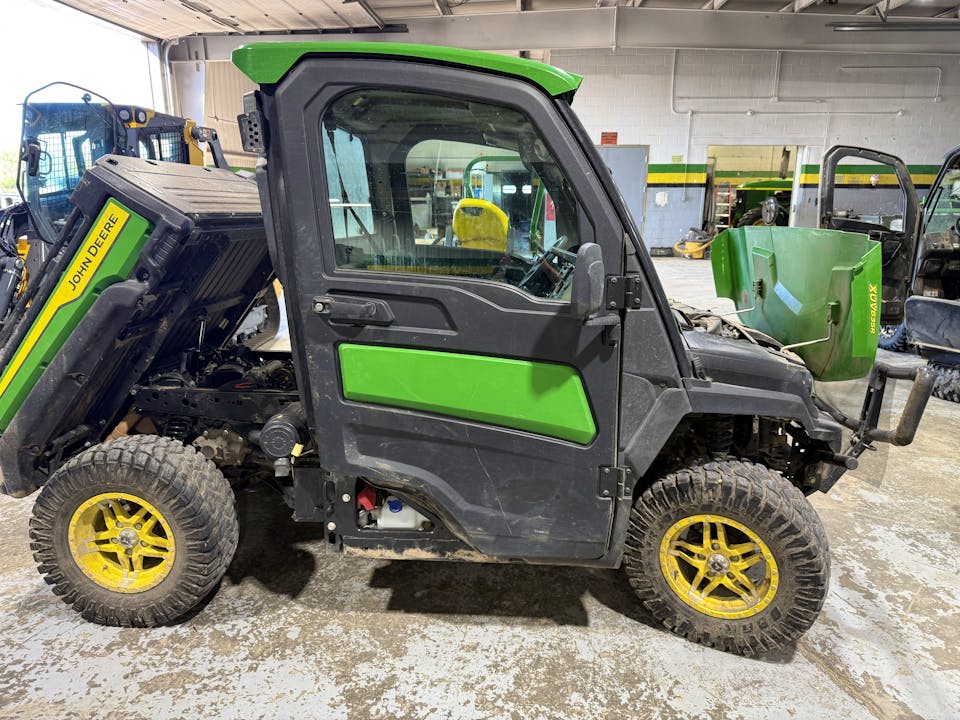 John Deere XUV835R