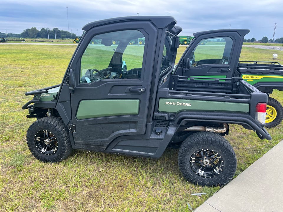 John Deere XUV845M HVAC Cab