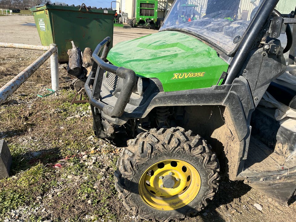 John Deere XUV835E
