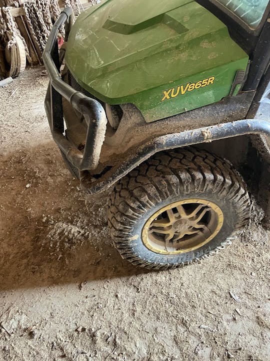 John Deere XUV865R Diesel Premium Cab