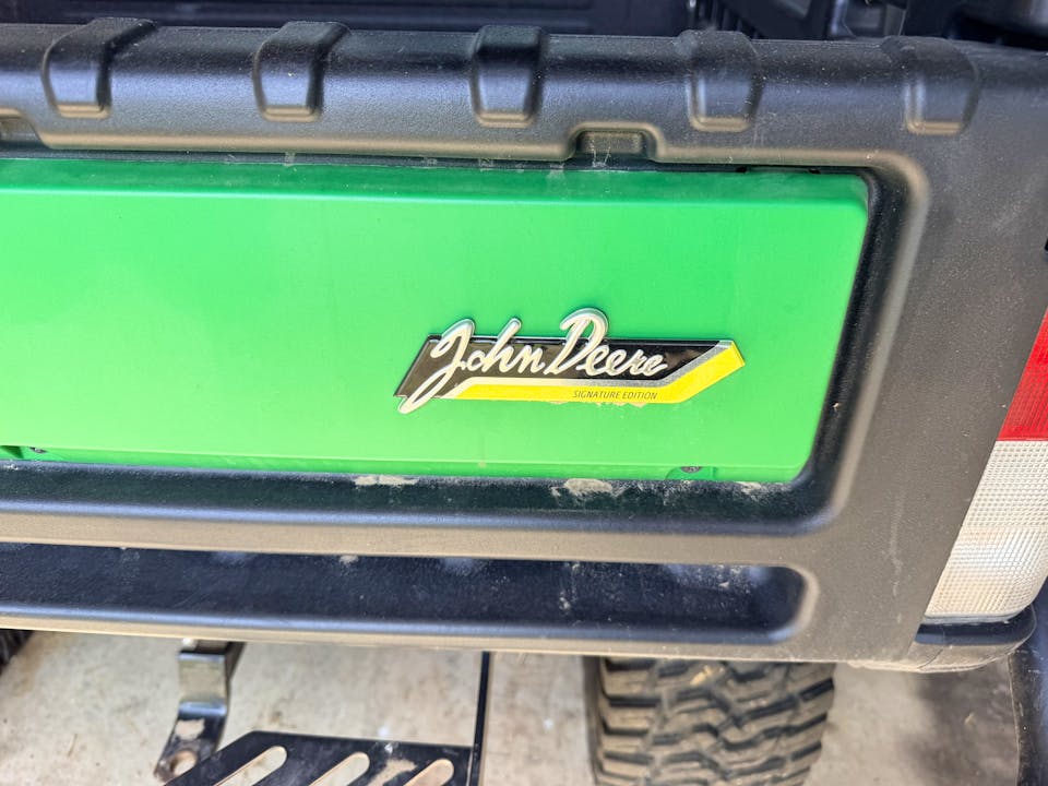 John Deere XUV865R Signature Edition