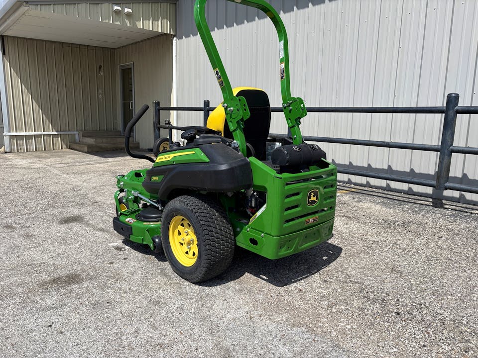 John Deere Z915E
