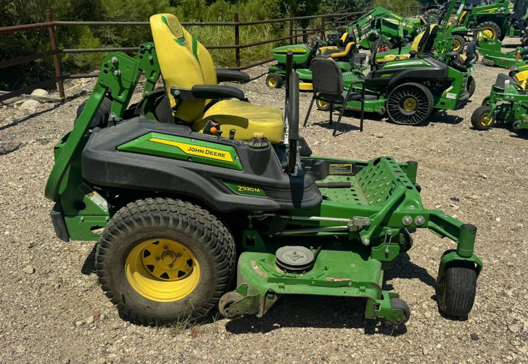 John Deere Z930M