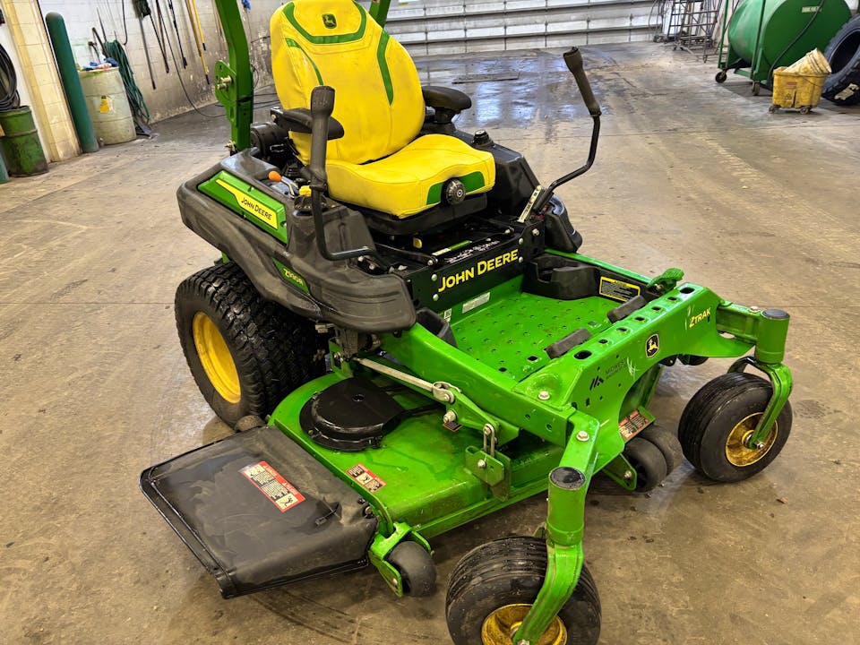 John Deere Z930R
