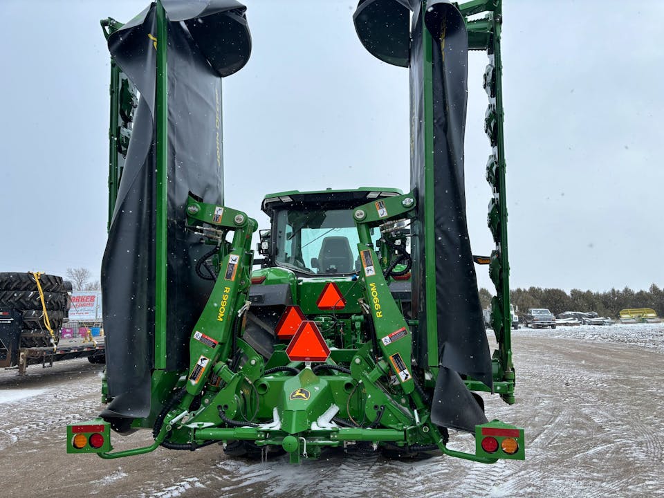 John Deere r990m