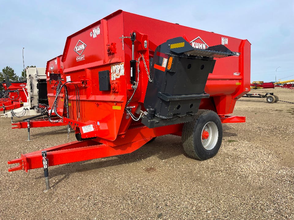 KUHN RA136T