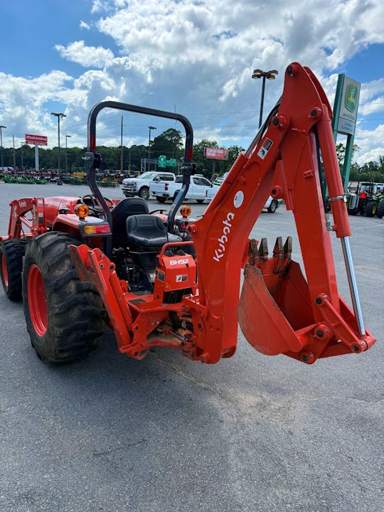 Kubota MX5400