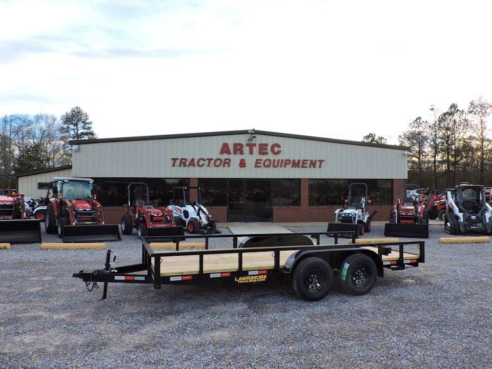 LAWRIMORE 16' WITH GATE