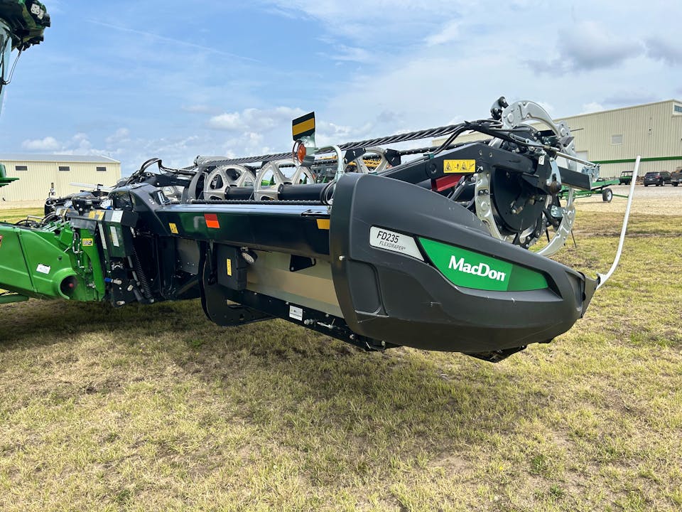 MacDon FD235