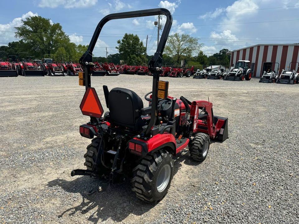 Mahindra 1100 Series 1120 HST