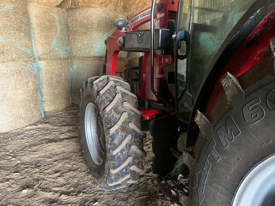 Massey Ferguson 4710