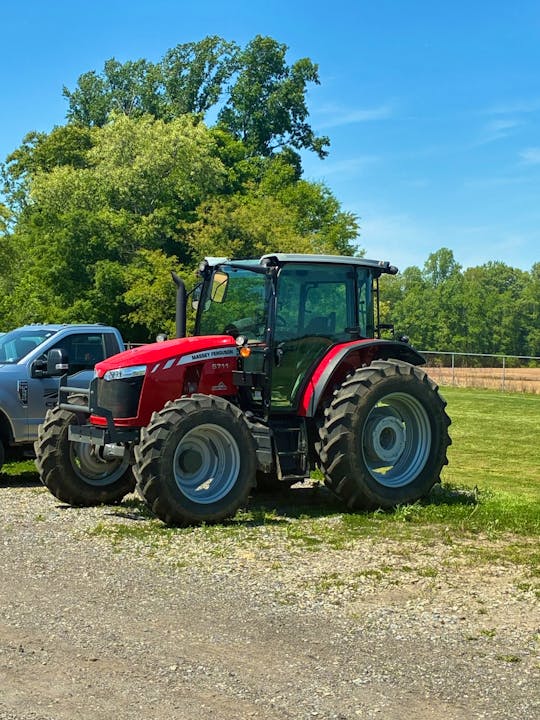 Massey Ferguson 5711