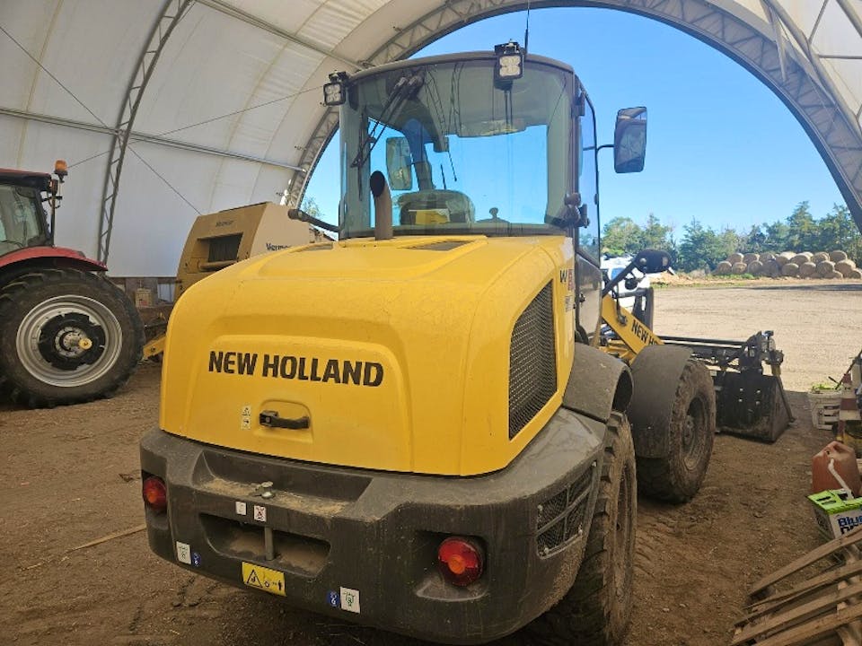 New Holland W80C LR