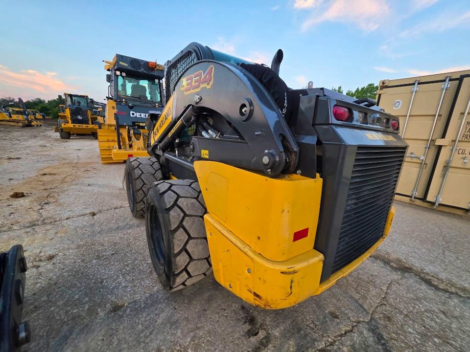 New Holland L334