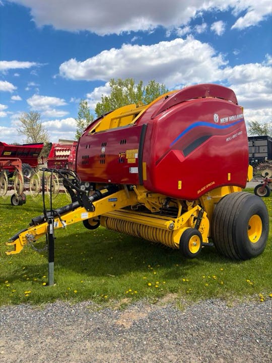 New Holland RB460