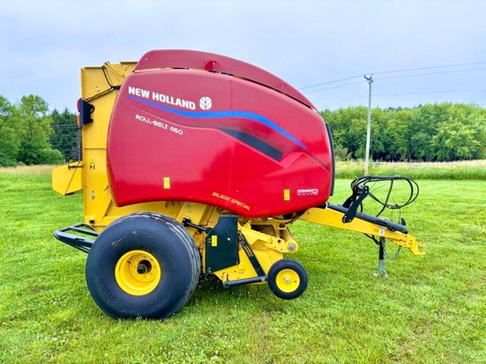 New Holland RB460