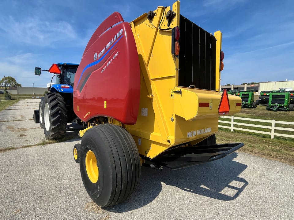 New Holland Rollbelt 460