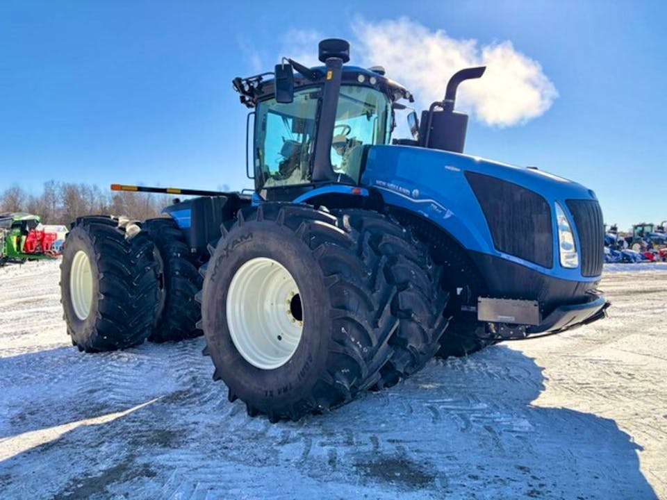 New Holland T9.615