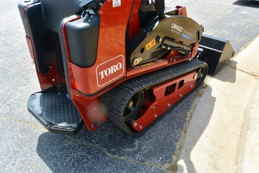 TORO DINGO TX1000W