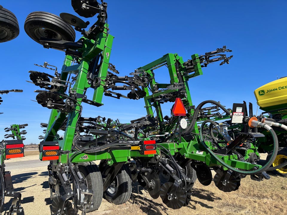 Unverferth 2500 19R30