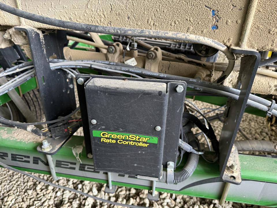 Unverferth Renegade 2500