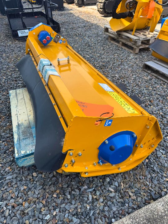 BOMFORD 1500PC FLAIL