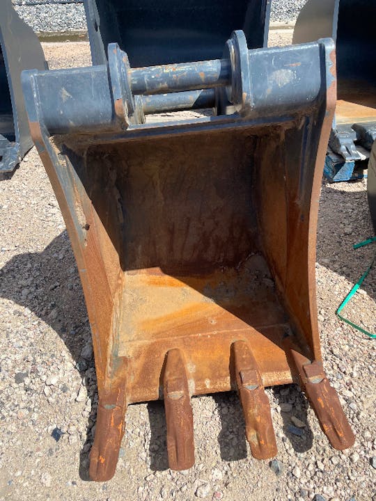 Case 30IN EXCAVATOR