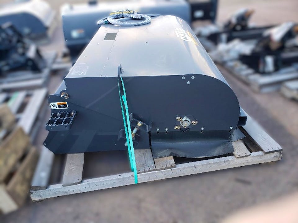 Case 72IN HOPPER BROOM