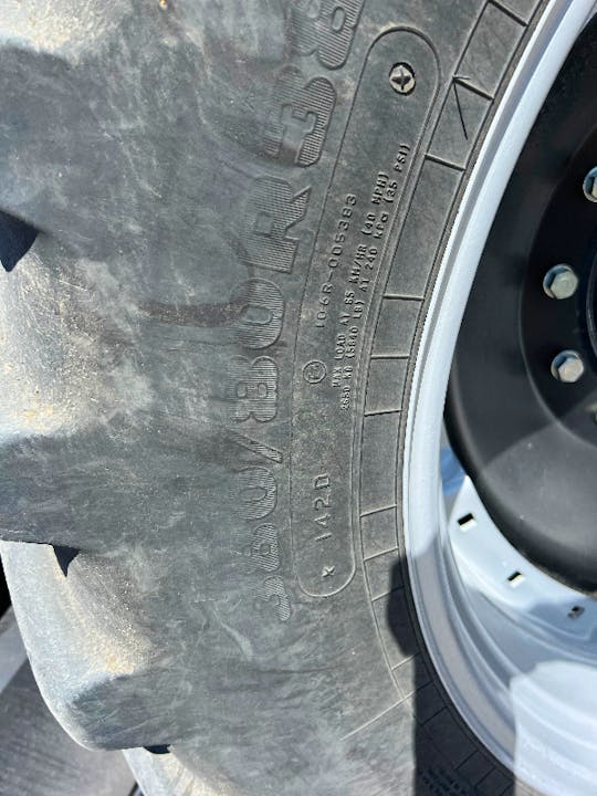 Case 355 CVT