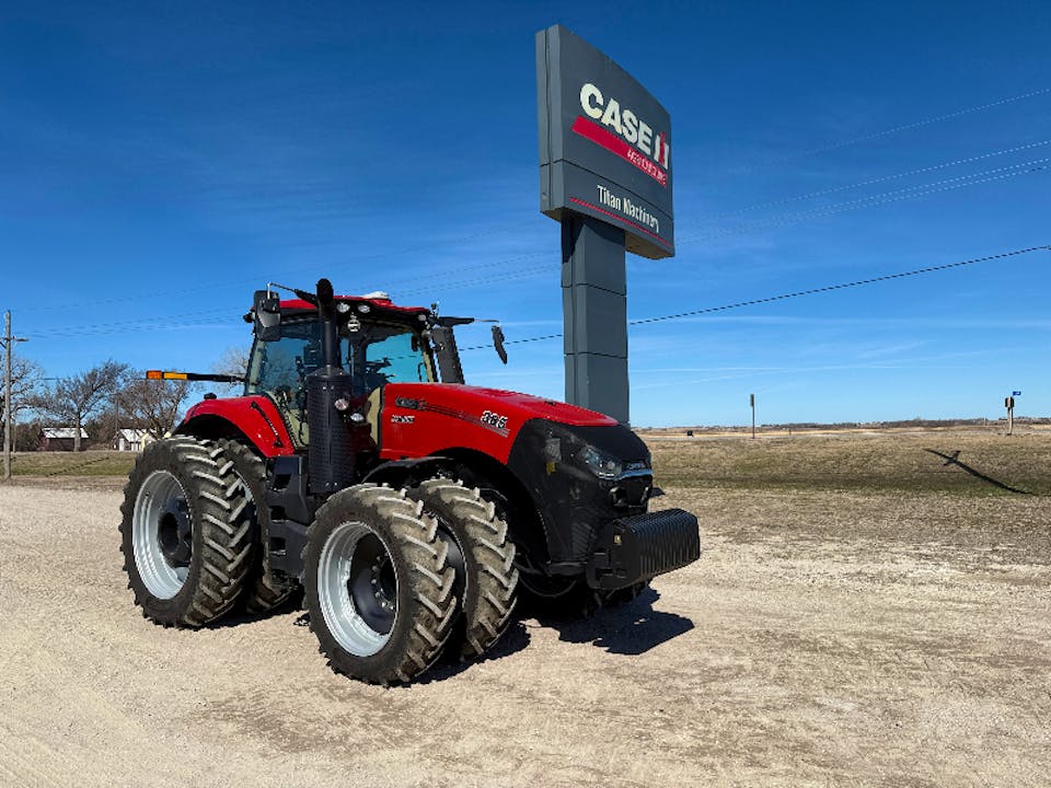 Case 385CVT