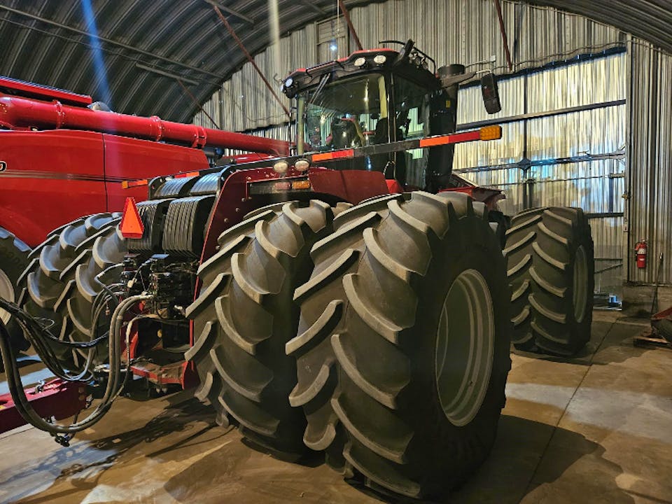 CASE IH 555 WHEEL