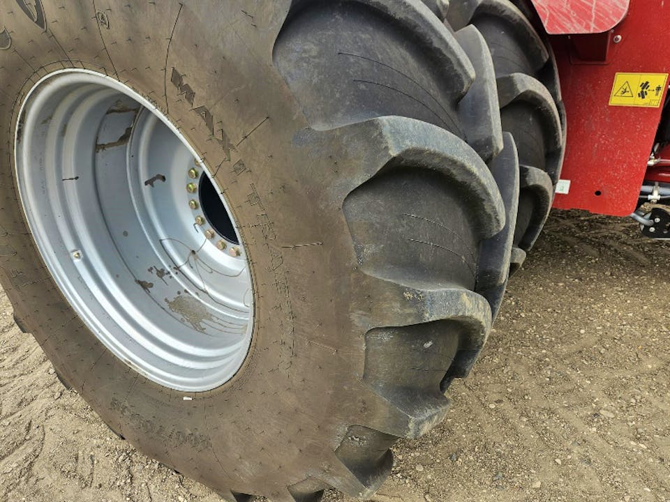CASE IH 595 WHEEL
