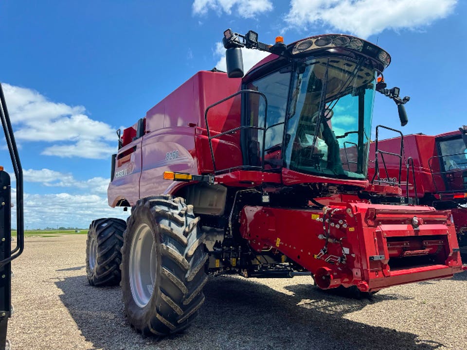 CASE IH 8260