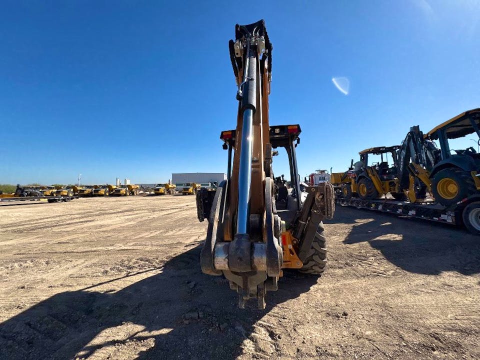 Case 580SN