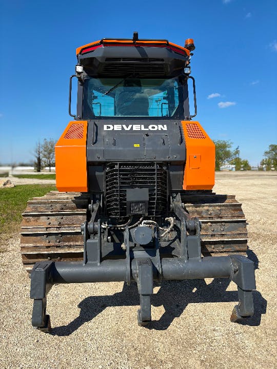 DEVELON NORTH AMERICA DD130