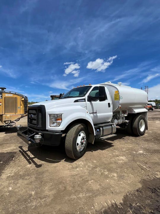 Ford F750