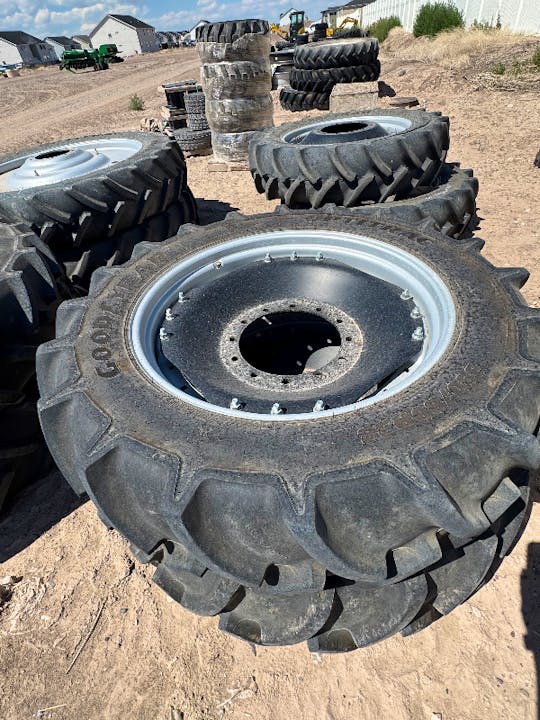 GRAHAM GOODYEAR 380/80R38