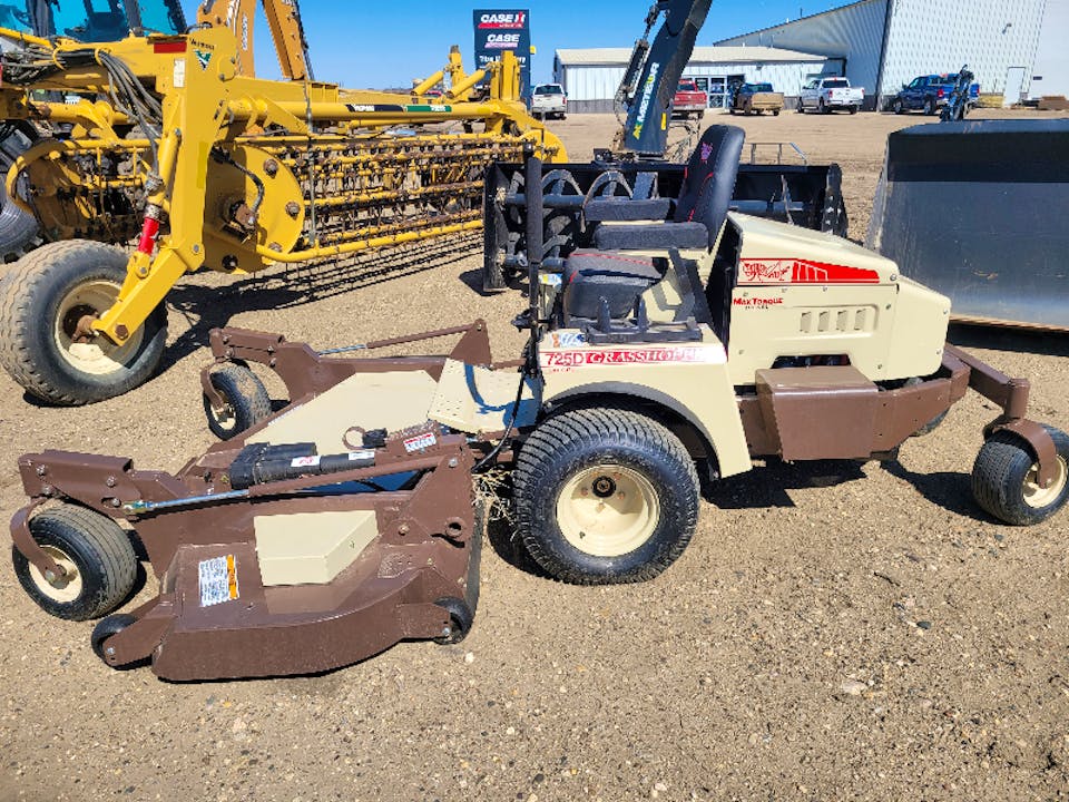 GRASSHOPPER 725DT6