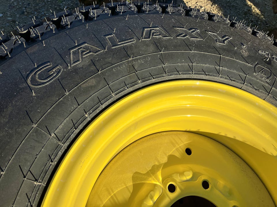 Galaxy Mighty Mow 41x14.00-20 (Turf Tires & Rims)