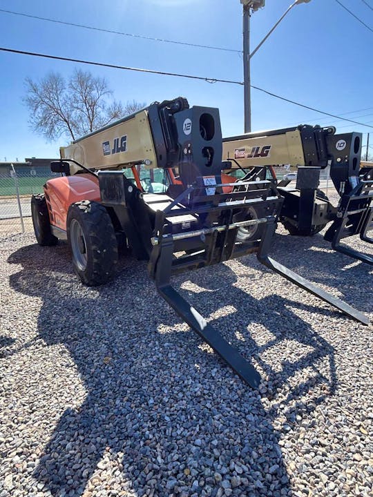 JLG 1255