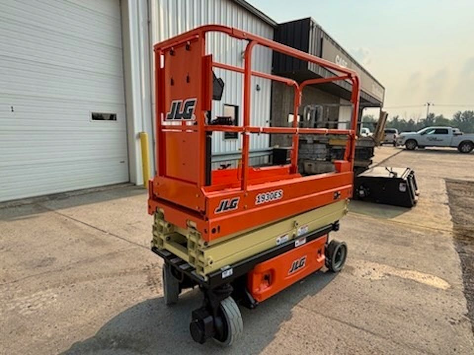 JLG INDUSTRIES 1930ES