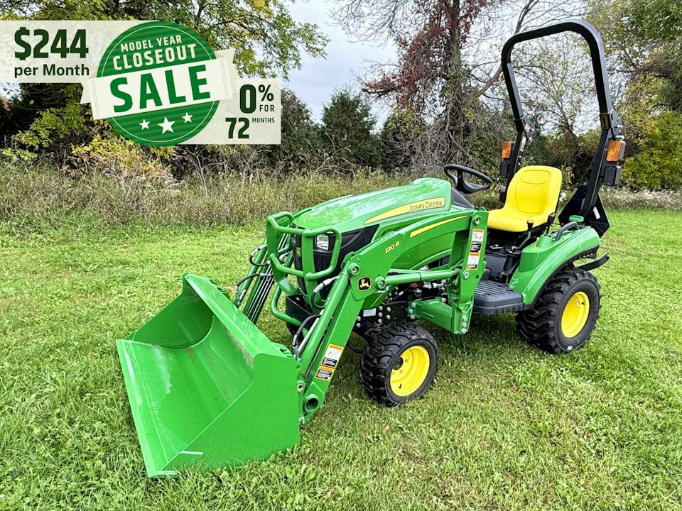 John Deere 1023E