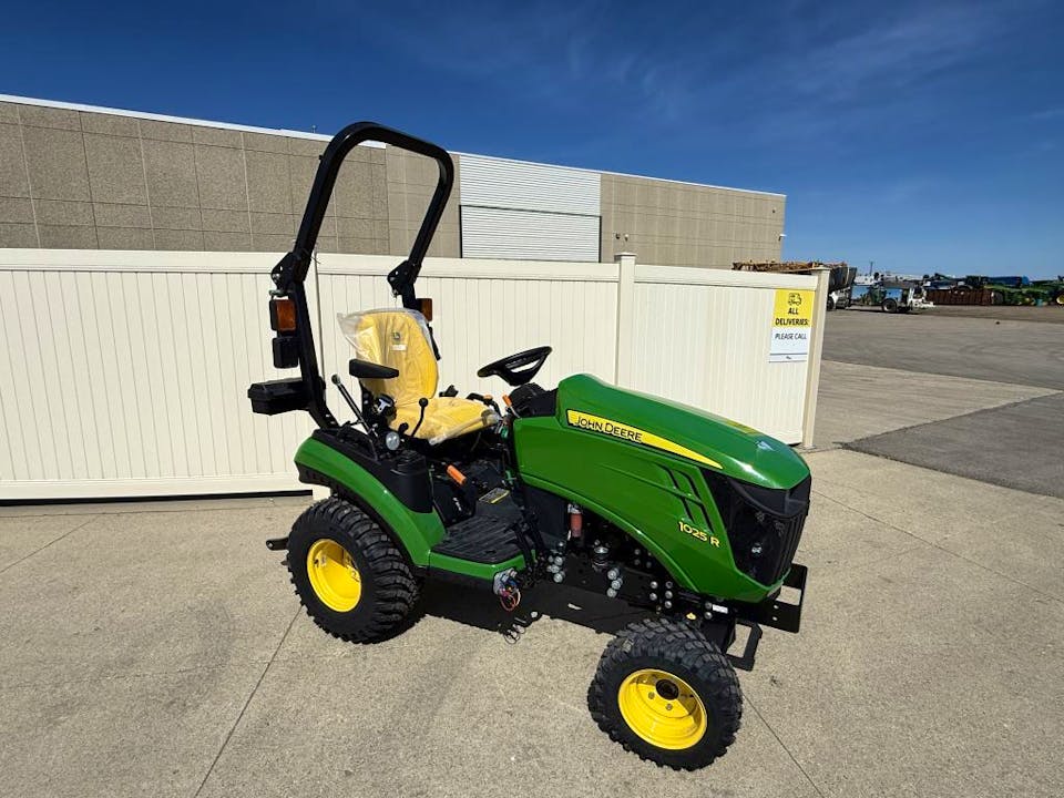 John Deere 1025R