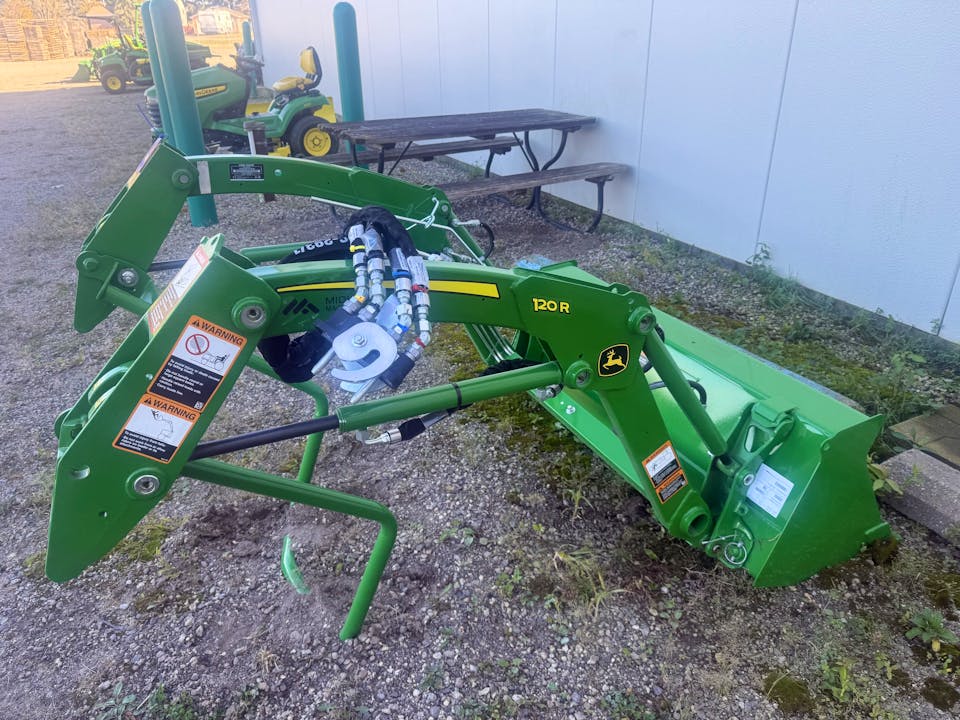 John Deere 120R