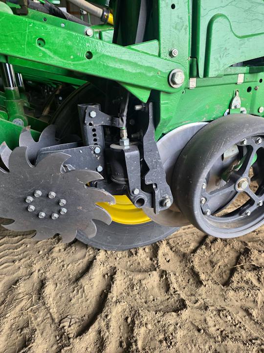 John Deere 1775NT