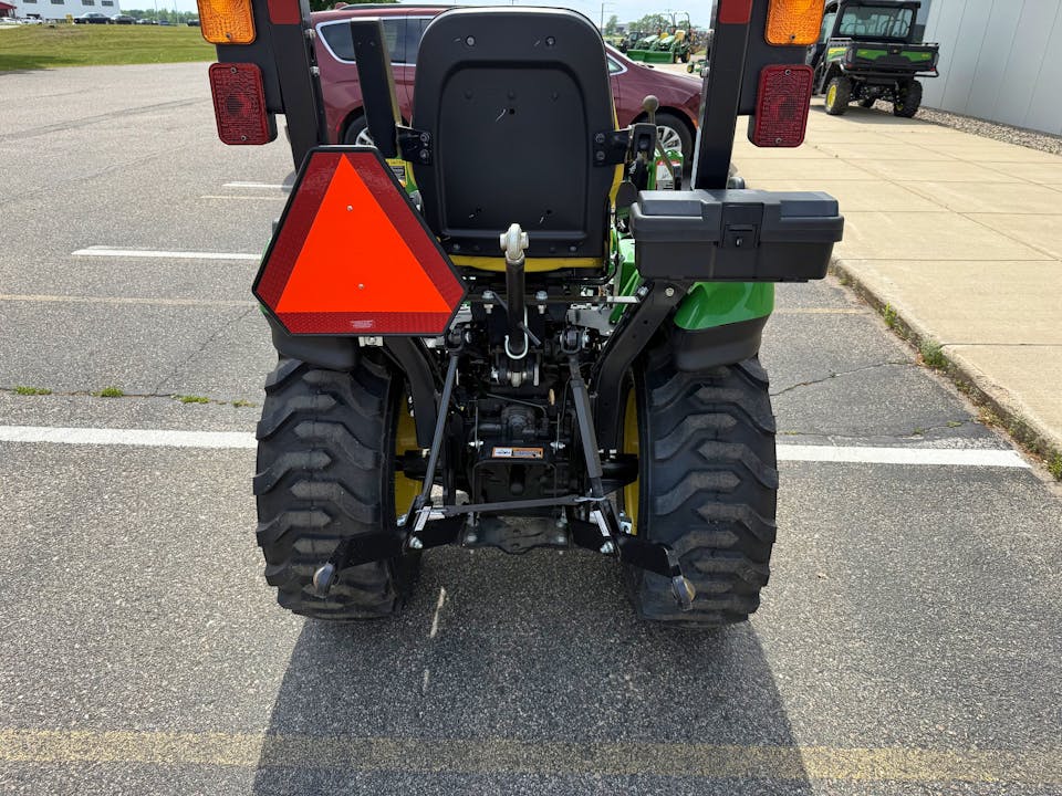 John Deere 2025R