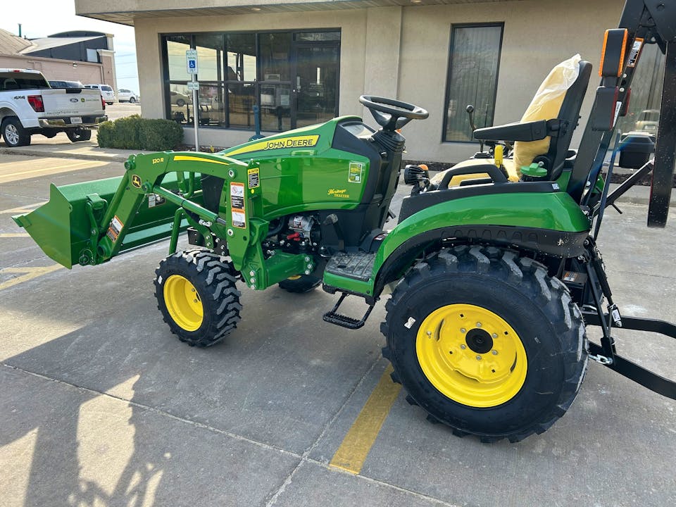 John Deere 2025R